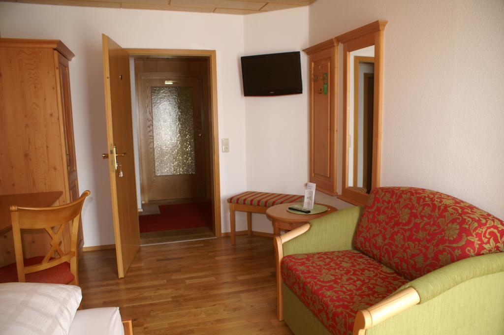 Hotel Gasthof Zur Burg Ewattingen Esterno foto