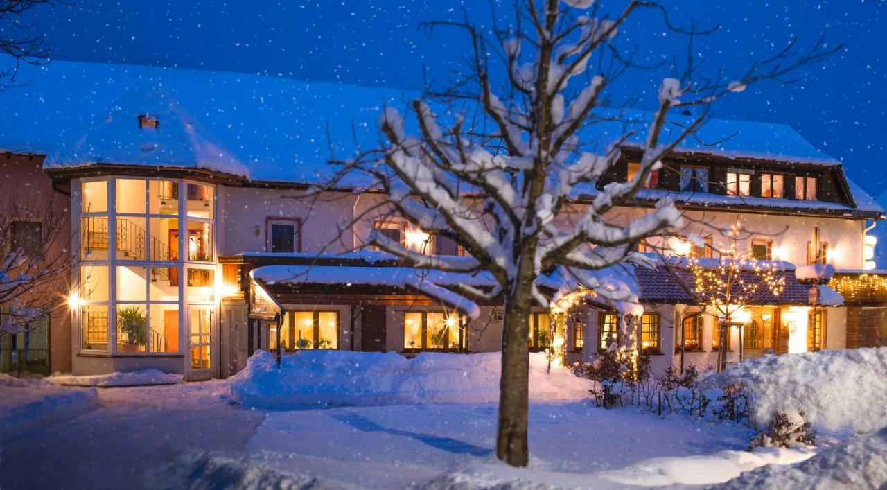 Gasthof Zur Burg Ewattingen Esterno foto